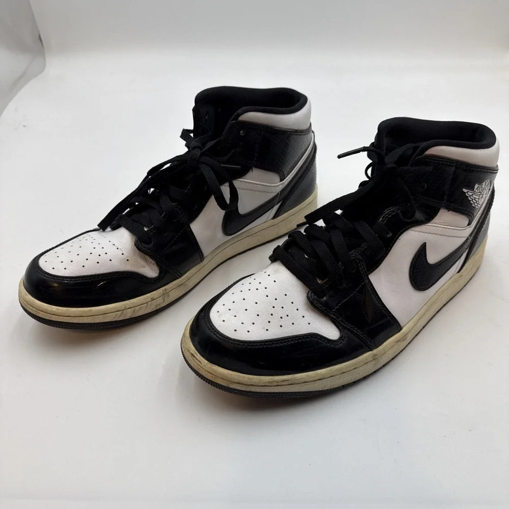 SNEAKERS SHOESAir Jordan 1 Retro OG MENS 11.5  2014 High Black White‎ 555088-010